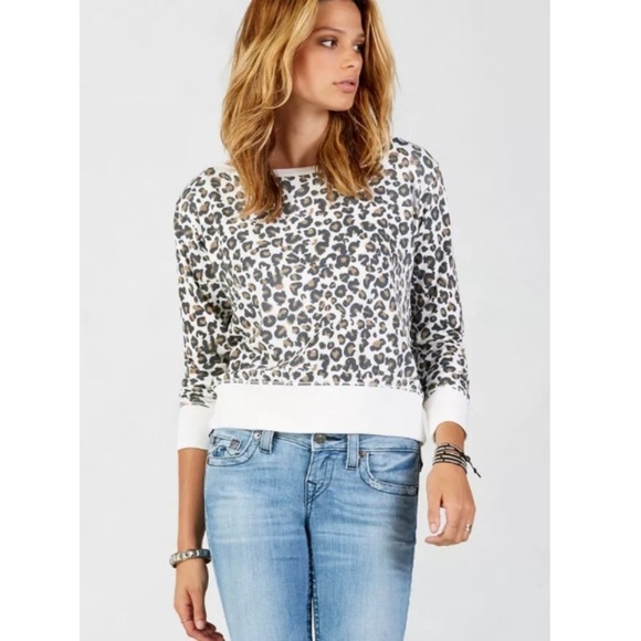 True Religion Leopard Boyfriend Pullover Size Large - Picture 2 of 9